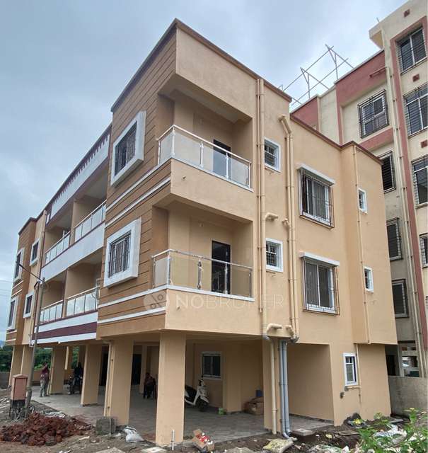 1 RK Flat In Rising Spaces 24k Solitaire Assets for Rent  In Thakar Nagar