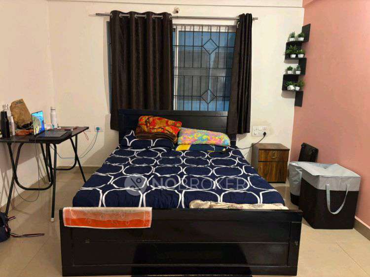 Single Room for Male In 3 BHK  In Purple Links Apartment In  Ambalipura
