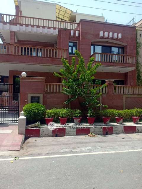 PG for Boys in  Sector 66