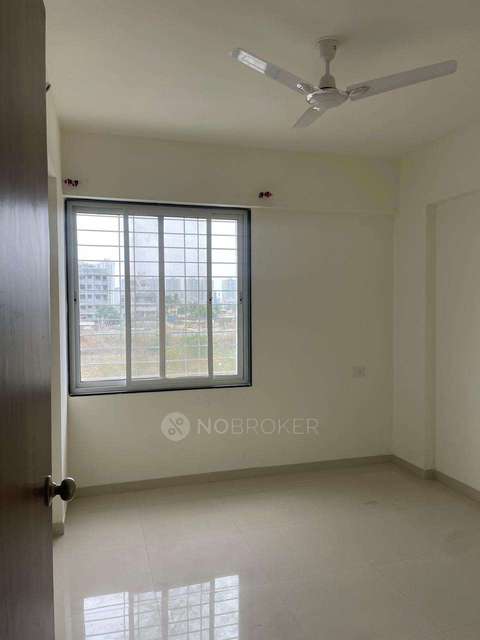 2 BHK Flat In Vardhaman Moonstone for Rent  In Tathwade
