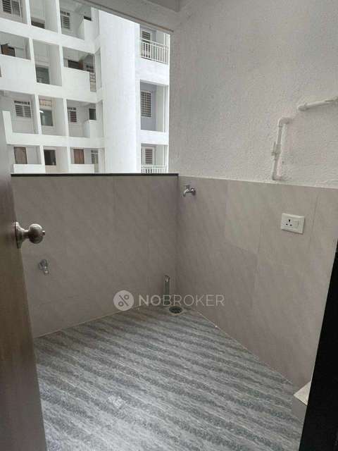 2 BHK Flat In Vardhaman Moonstone for Rent  In Tathwade