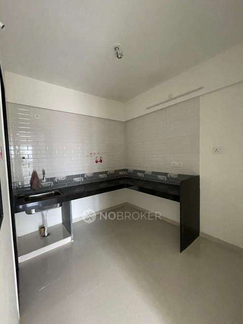 2 BHK Flat In Vardhaman Moonstone for Rent  In Tathwade