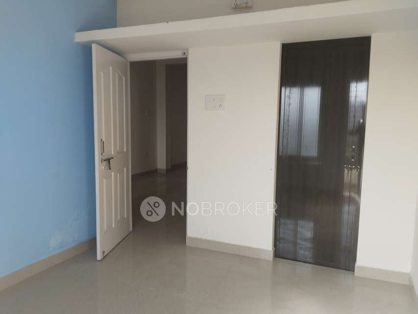 2 BHK Flat In Park Facing Apartment For Sale  In Pammal