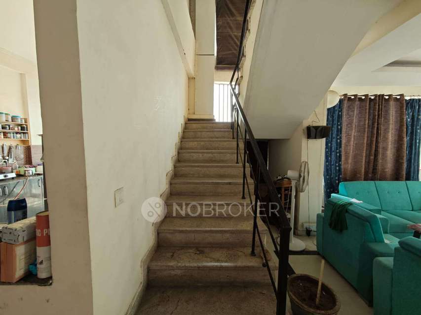 3 BHK Flat In Anrapali Platinum For Sale  In Sector 119