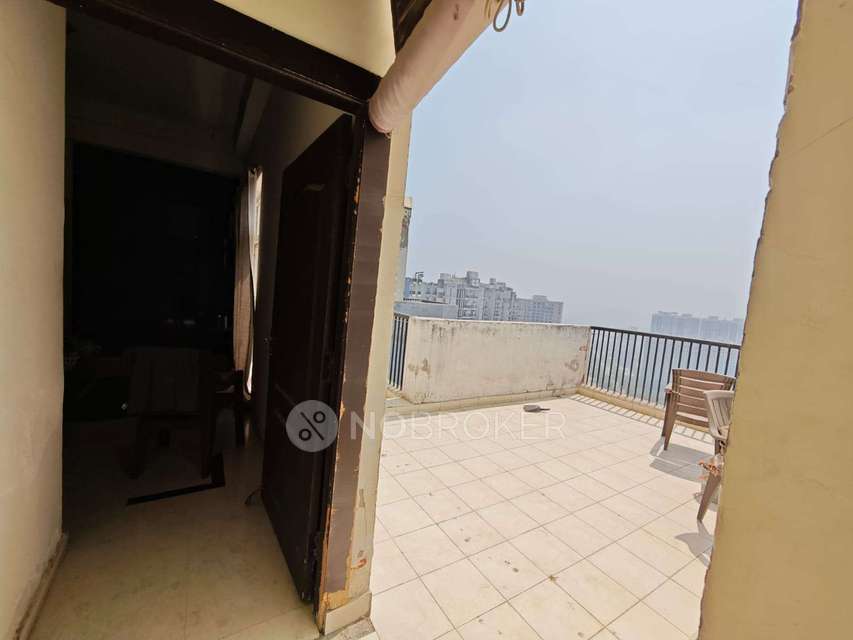 3 BHK Flat In Anrapali Platinum For Sale  In Sector 119