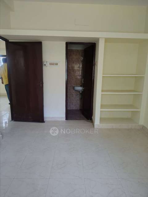2 BHK Flat In Apollo Boulevard For Sale  In Gerukampakkam