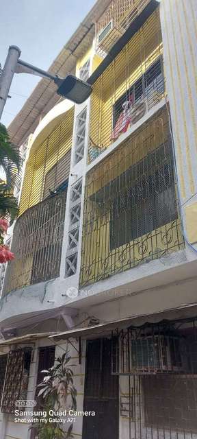 2 BHK Flat In Amusla Apartments For Sale  In Bandra West