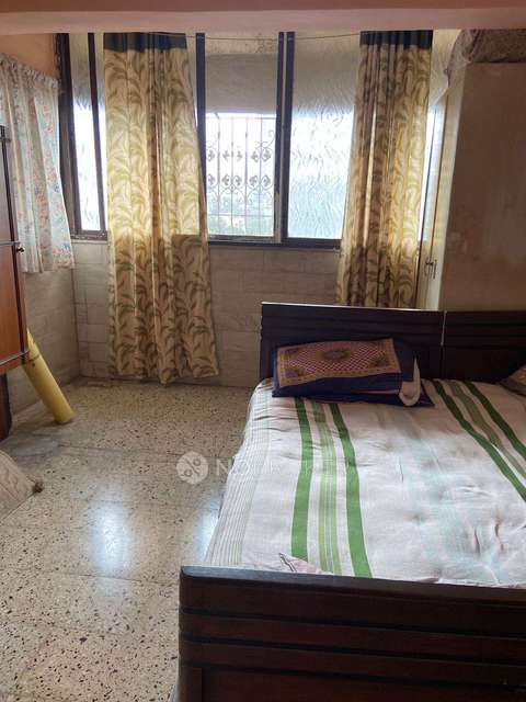 2 BHK Flat In Amusla Apartments For Sale  In Bandra West