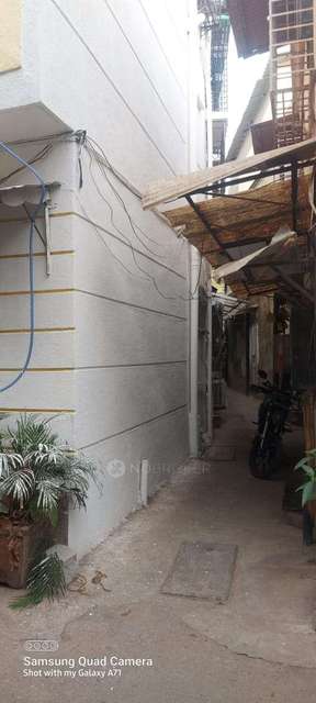 2 BHK Flat In Amusla Apartments For Sale  In Bandra West