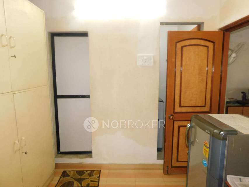 2 BHK Flat In Amusla Apartments For Sale  In Bandra West