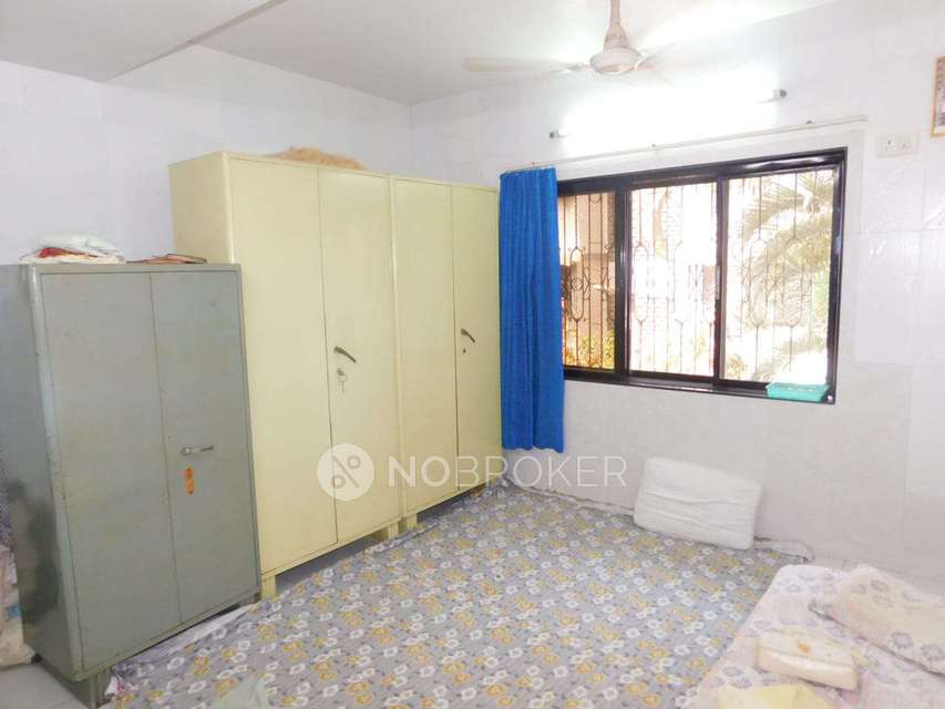 2 BHK Flat In Amusla Apartments For Sale  In Bandra West