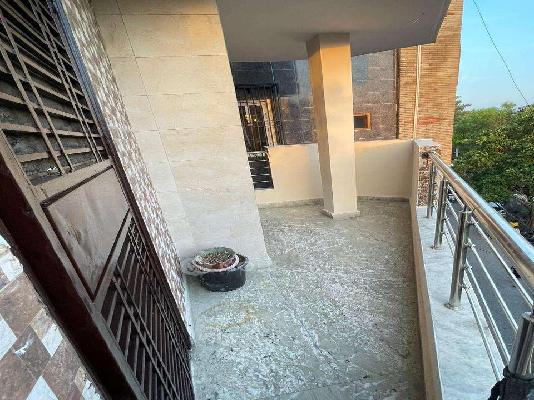 3 BHK Flat For Sale  In Tilak Nagar