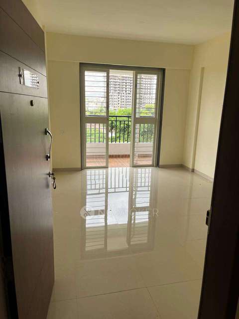 2 BHK Flat In Royal Residency for Rent  In Charholi Budruk