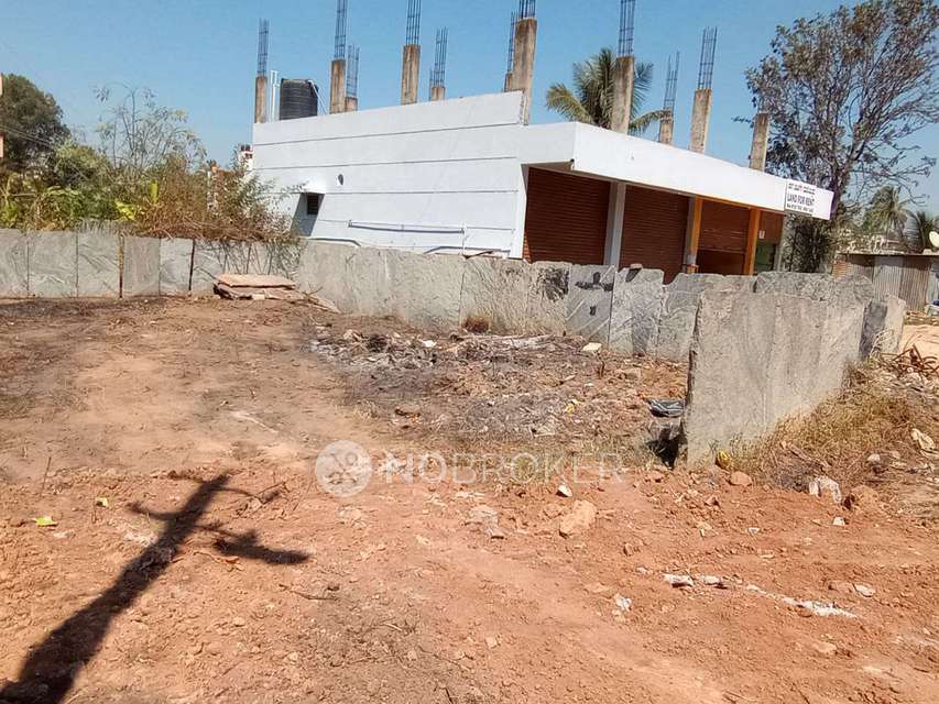 Plot For Sale  In Private In Maralakunte