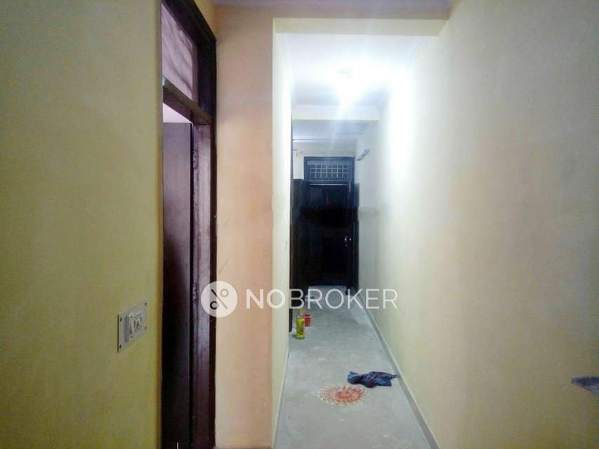 2 BHK Flat In Willaind Tower For Sale  In Mayur Vihar