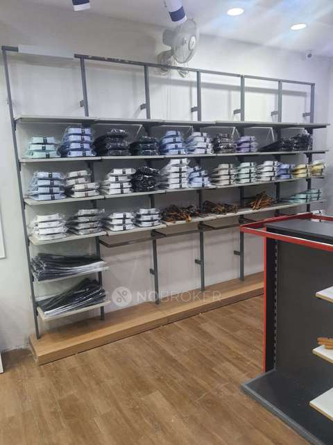 Shop in Pul Pehlad Pur, Delhi for Rent 