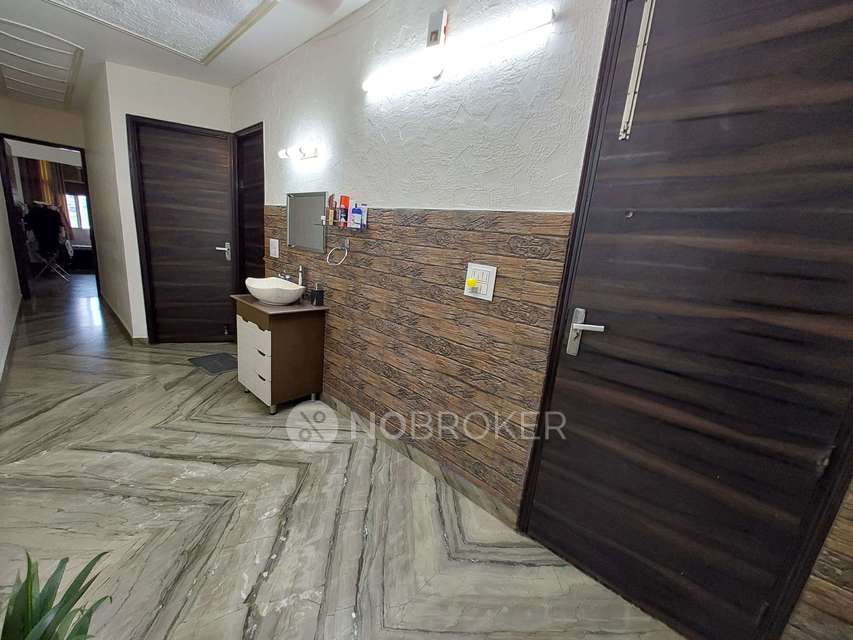 3 BHK Flat For Sale  In Uttam Nagar