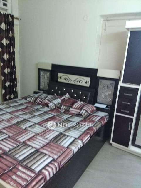 4 BHK Flat In Star Apartments For Sale  In Rohini