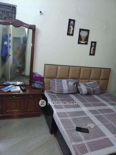 4 BHK Flat In Star Apartments For Sale  In Rohini