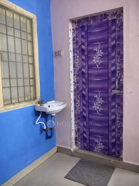 2 BHK Flat In Thai Flats For Sale  In Saligramam