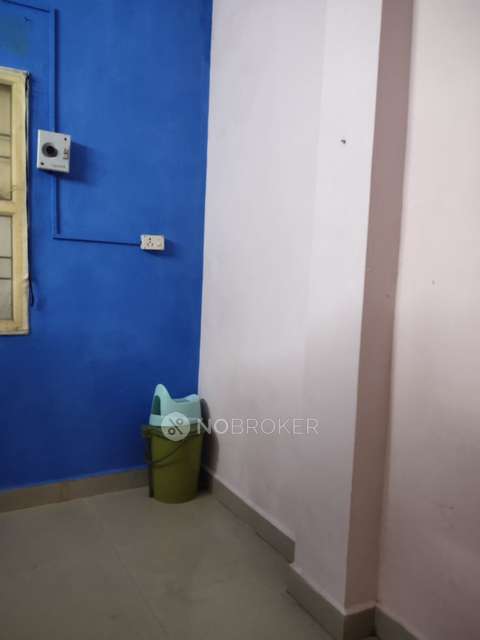 2 BHK Flat In Thai Flats For Sale  In Saligramam
