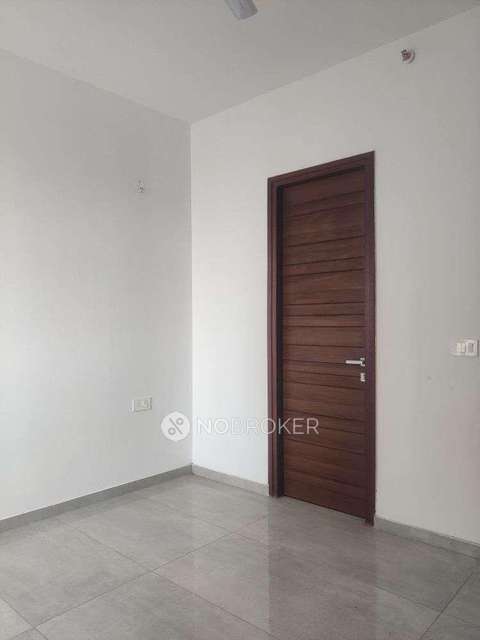 2 BHK Flat In Ace Parkway For Sale  In Sector 150