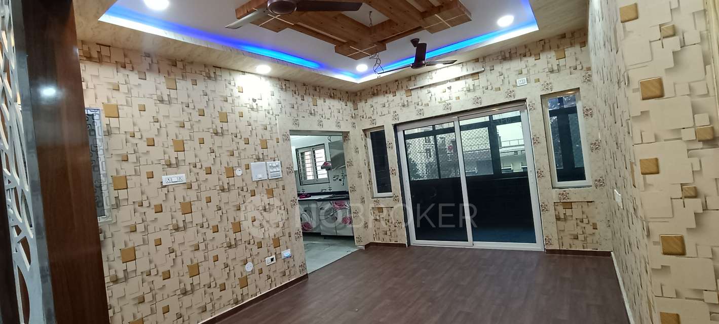 4 BHK Flat In Kohinoor Square For Sale  In Toli Chowki