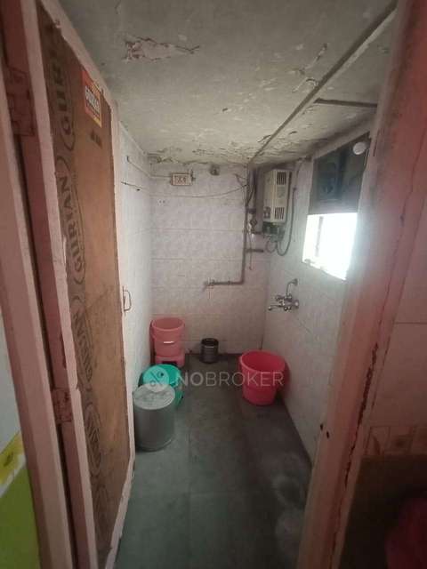 2 BHK Flat In Vitthal Rukmini Co-operative Housing Society For Sale  In Walhekarwadi