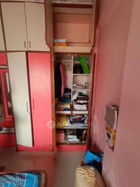 2 BHK Flat In Vitthal Rukmini Co-operative Housing Society For Sale  In Walhekarwadi