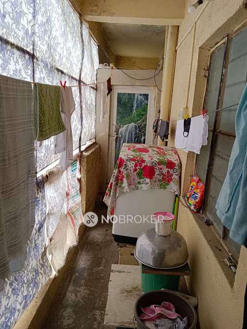 1 RK Flat In Dhoot Building For Sale  In Kasarwadi