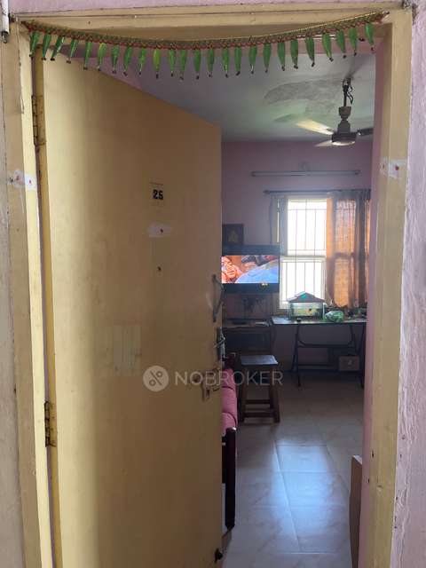 1 BHK Flat In Harinaya Apartments, Oragadam Road, Venkattapuram, Ambattur, Chennai 600053 For Sale  In Ambattur