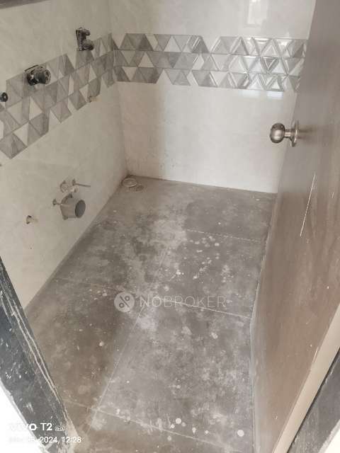 2 BHK Flat In Shri Saibaba Chs For Sale  In Ghatkopar West