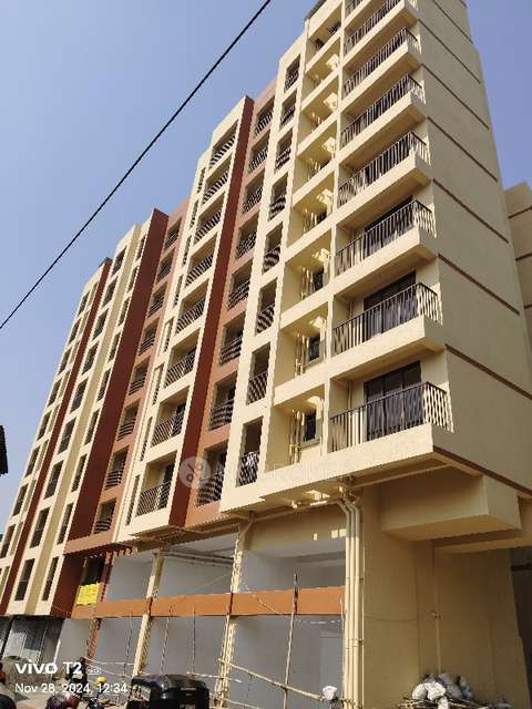 2 BHK Flat In Shri Saibaba Chs For Sale  In Ghatkopar West
