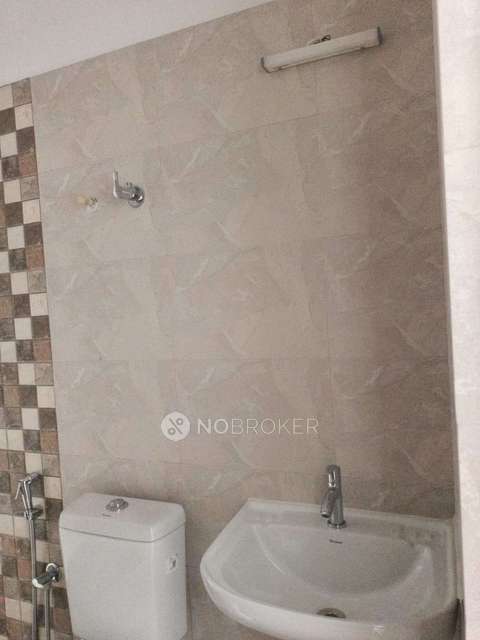 2 BHK Flat In Apartment For Sale  In Thoraipakkam