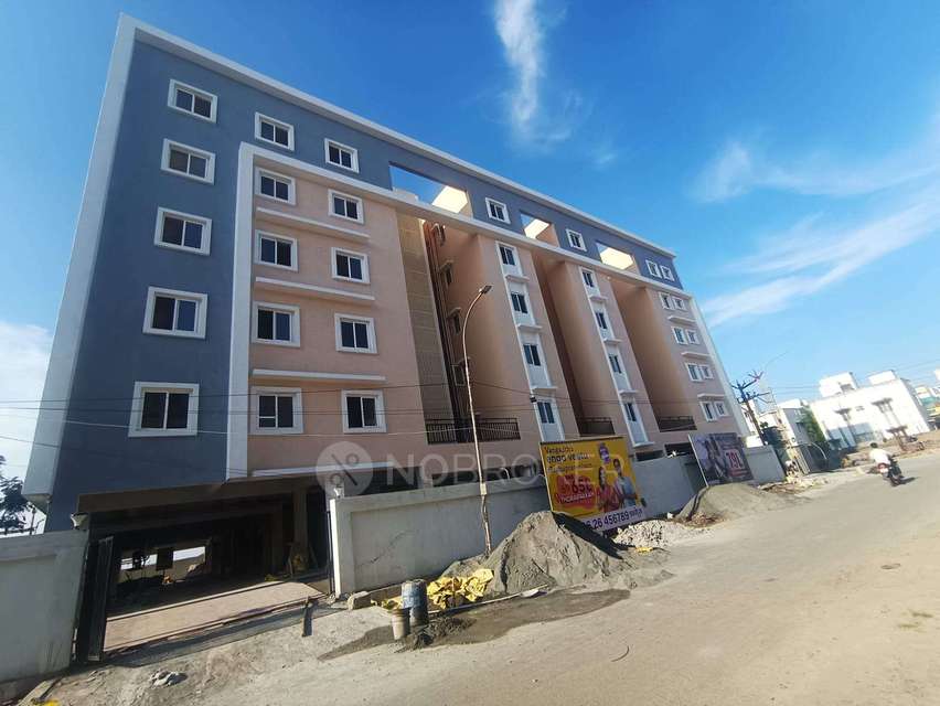 2 BHK Flat In Apartment For Sale  In Thoraipakkam