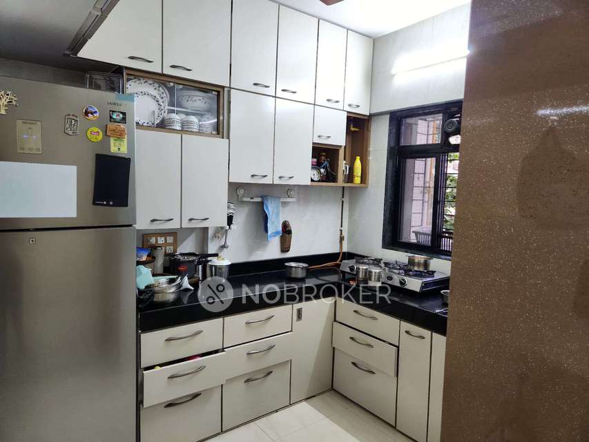 2 BHK Flat In Satguru Sharan 1 For Sale  In Mulund East