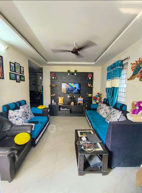 2 BHK Flat In Sri Sravani Shiny Pearl For Sale  In Kukatpally