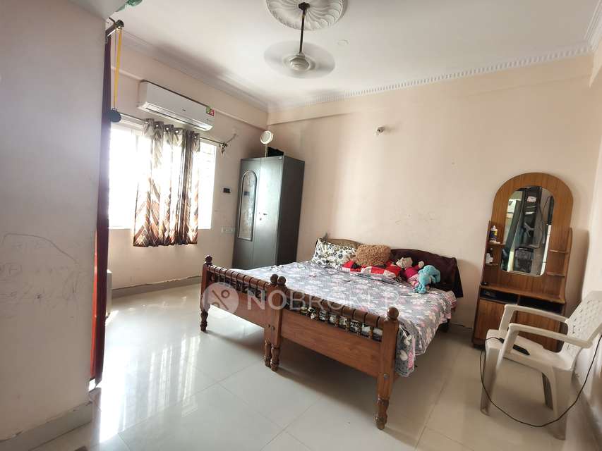 3 BHK Flat In Deccan Heights For Sale  In Neknampur