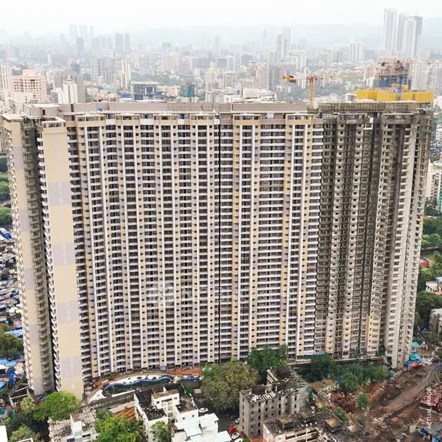 2 BHK Flat In Chandak 34 Park Estate, Goregaon West For Sale  In 34 Park Estate
