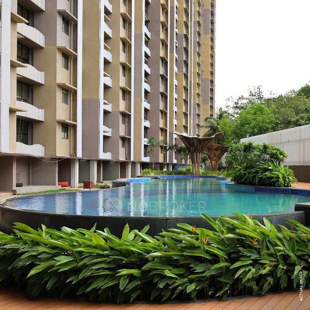 2 BHK Flat In Chandak 34 Park Estate, Goregaon West For Sale  In 34 Park Estate