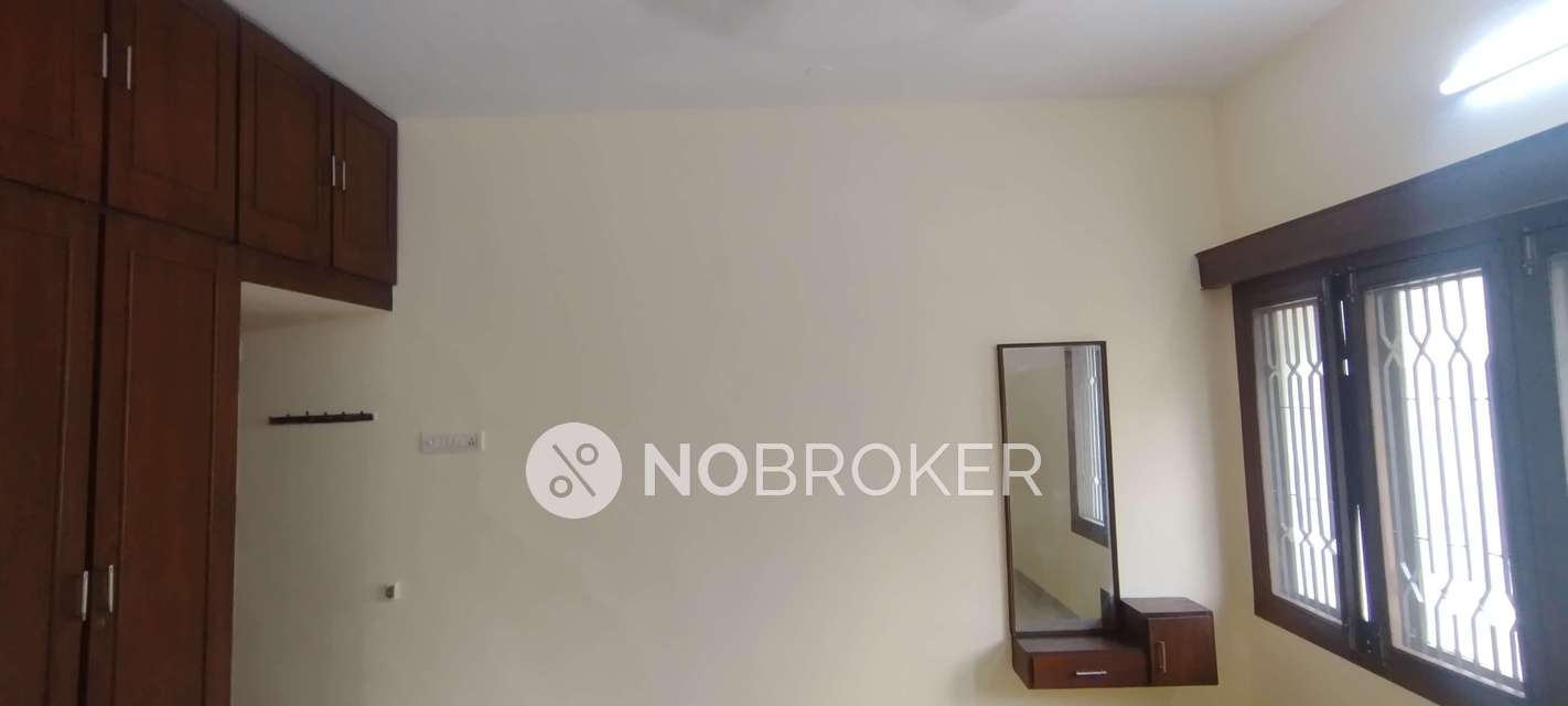 2 BHK Flat In J.m Aprtments  For Sale  In Somajiguda