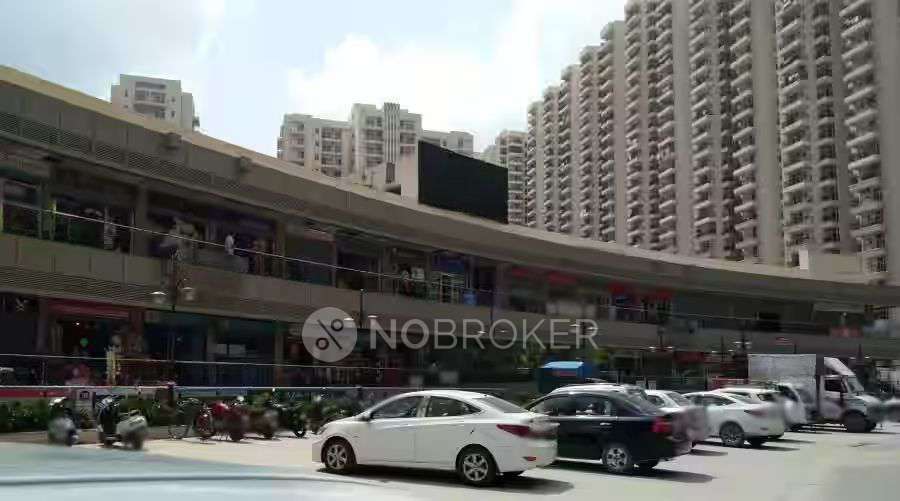 Shop in Gaur City 2, Noida for sale 