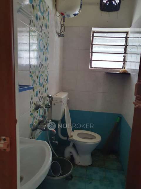 2 BHK Flat In Apartment  For Sale  In Thoraipakkam