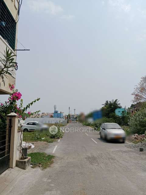 2 BHK Flat In Apartment  For Sale  In Thoraipakkam