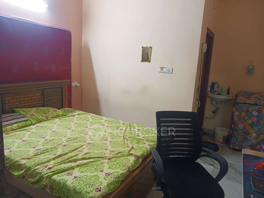 4+ BHK House For Sale  In Phase 3 K P H B, Kukatpally