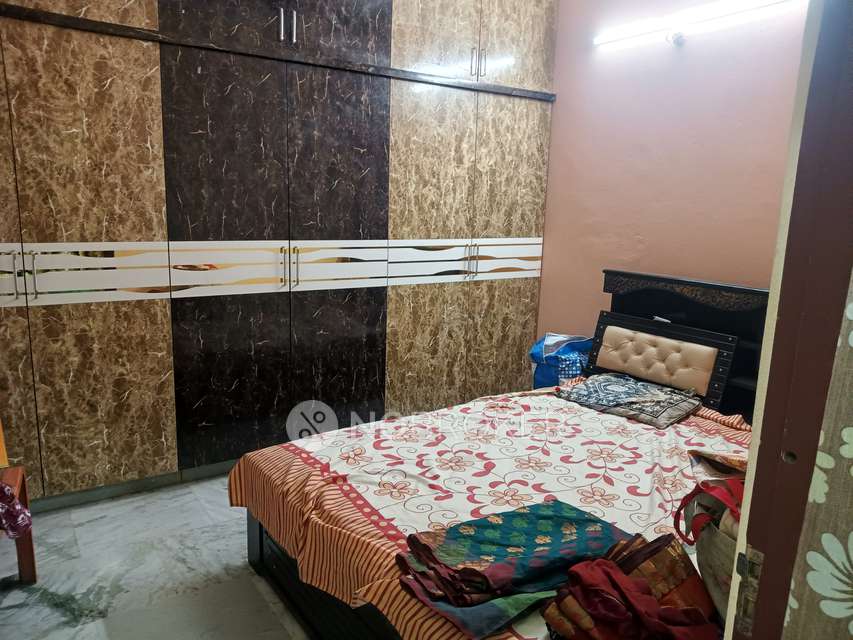 4+ BHK House For Sale  In Phase 3 K P H B, Kukatpally