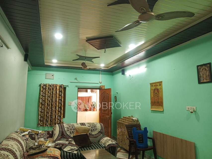 4+ BHK House For Sale  In Phase 3 K P H B, Kukatpally