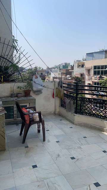 4 BHK Flat For Sale  In Rohini