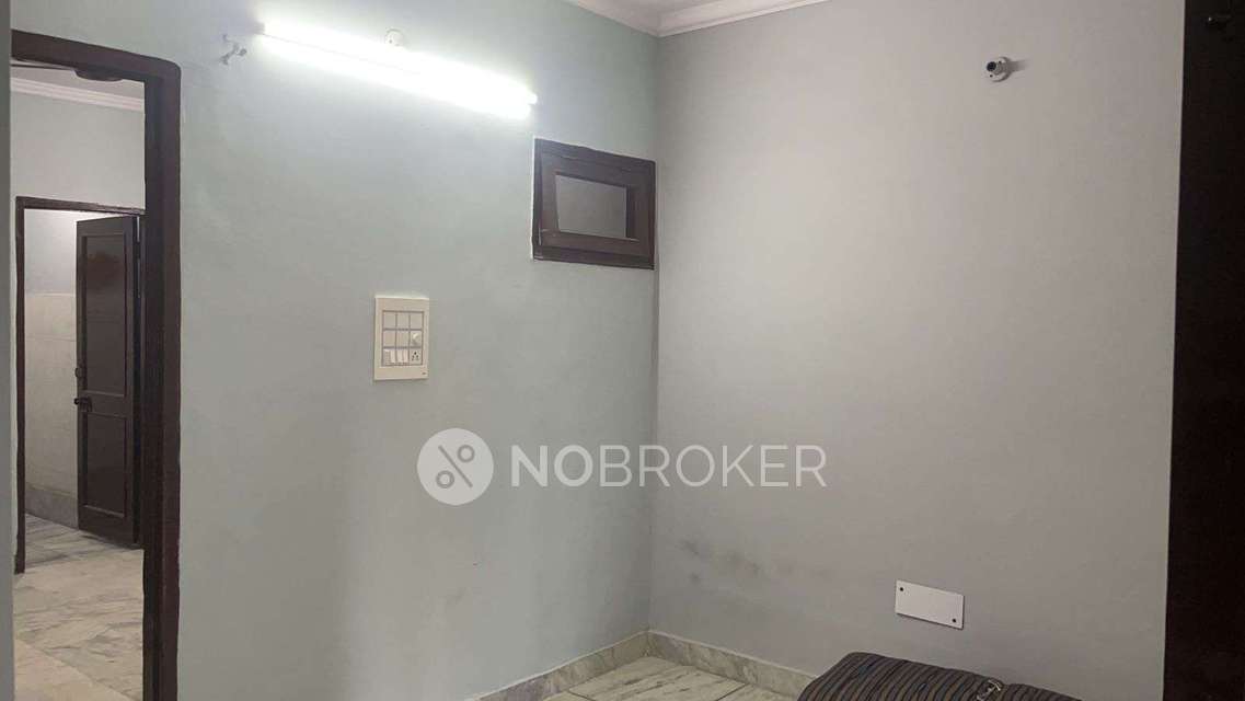 4 BHK Flat For Sale  In Rohini