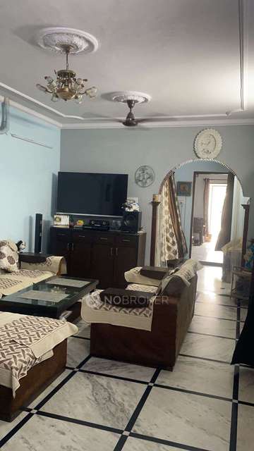 4 BHK Flat For Sale  In Rohini